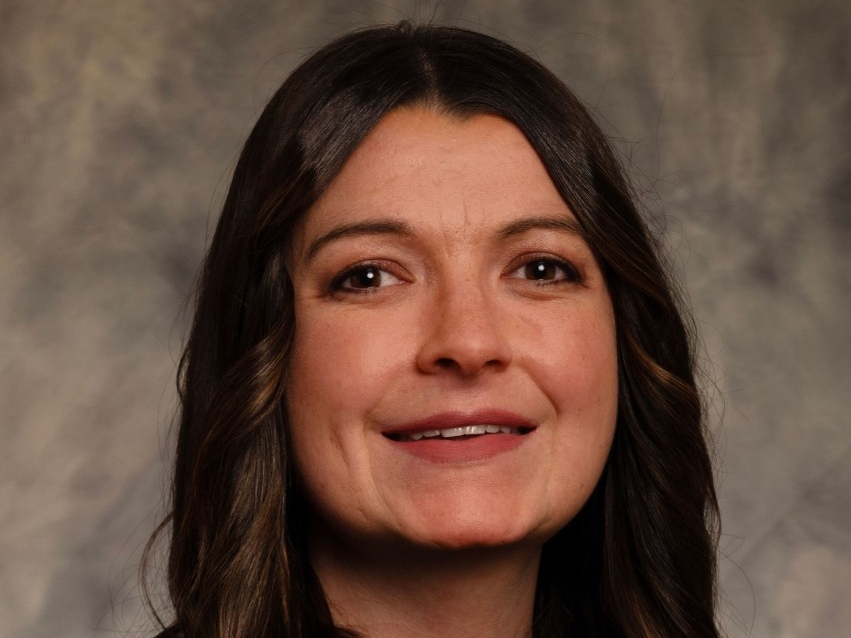 Larissa Jones headshot